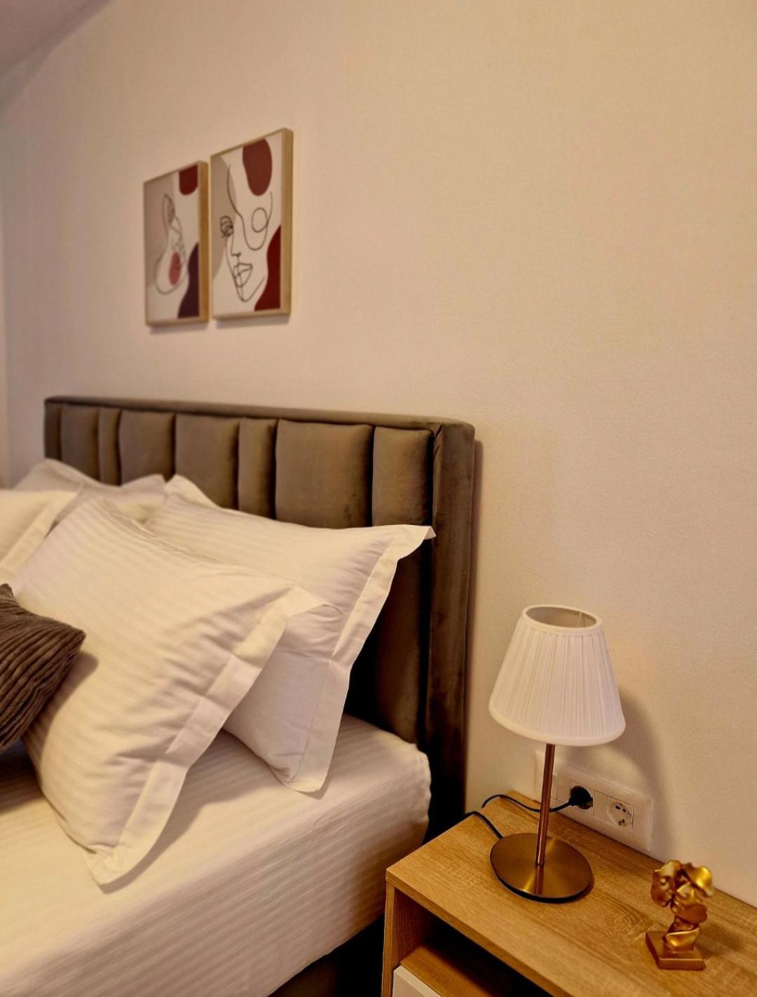 Villa Virginia Sarandë Eksteriør billede