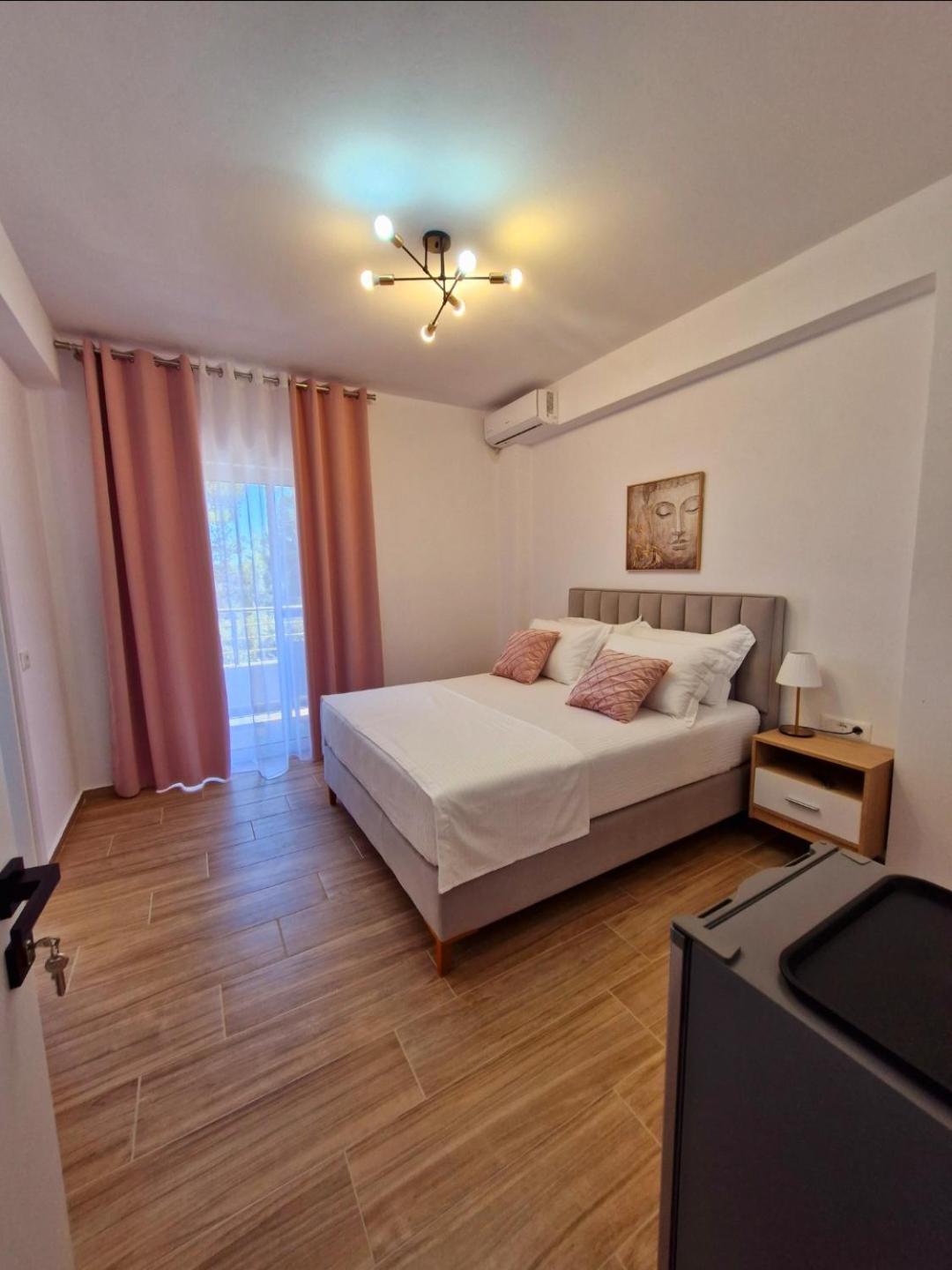 Villa Virginia Sarandë Eksteriør billede