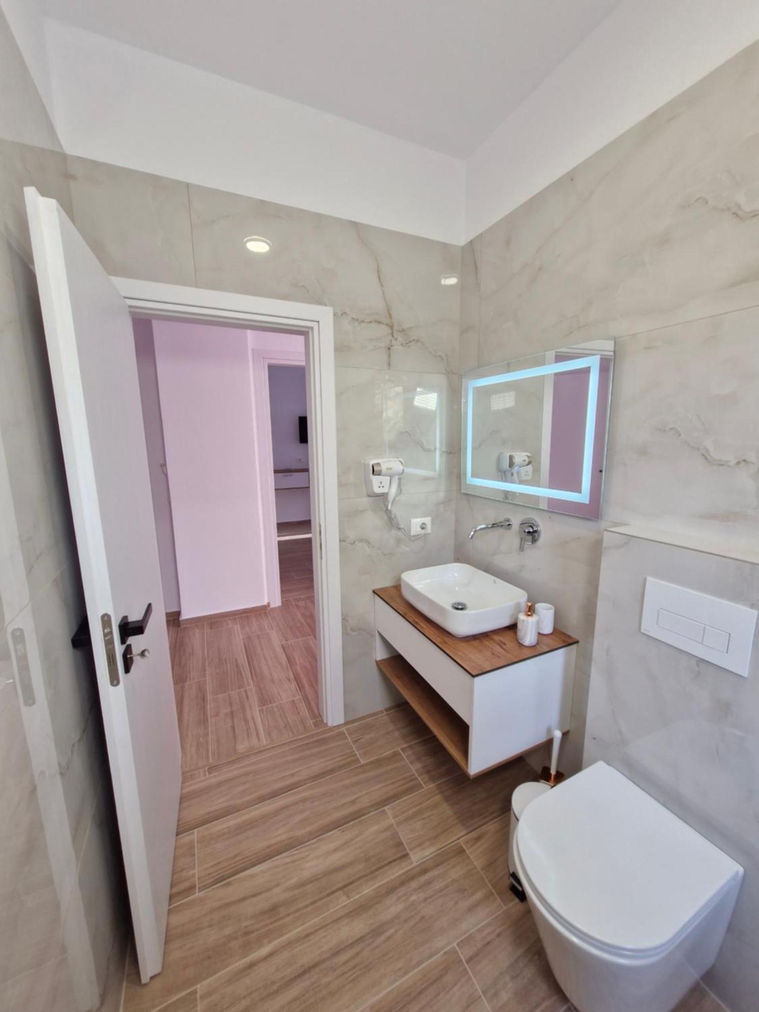 Villa Virginia Sarandë Eksteriør billede
