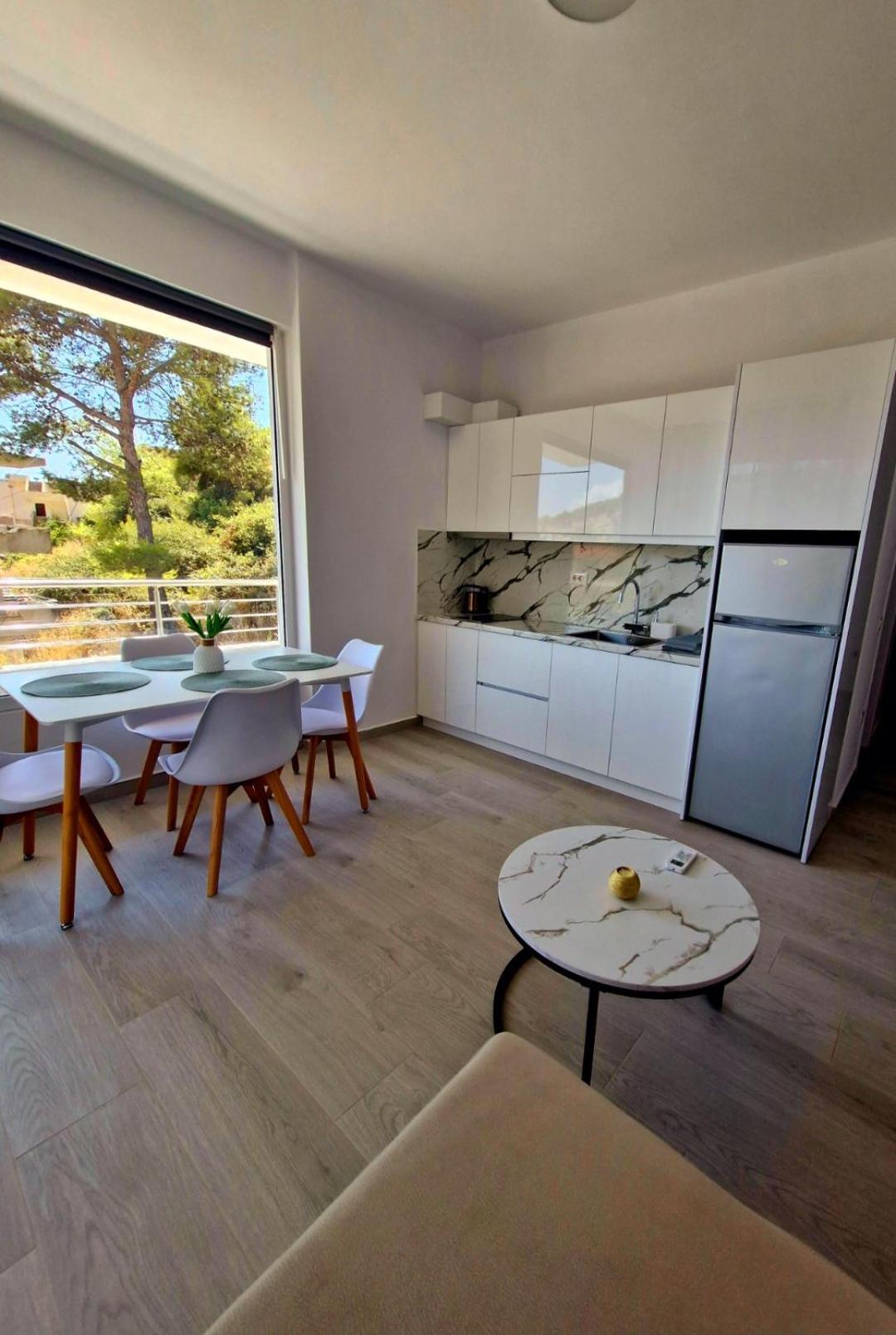 Villa Virginia Sarandë Eksteriør billede